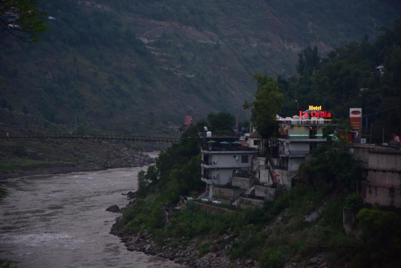 Hotel La Orilla Muzaffarabad Exterior photo